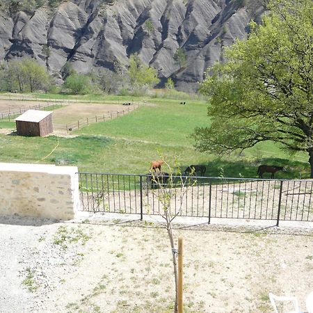 La Ferme De Valauris Bed & Breakfast Sisteron Eksteriør bilde
