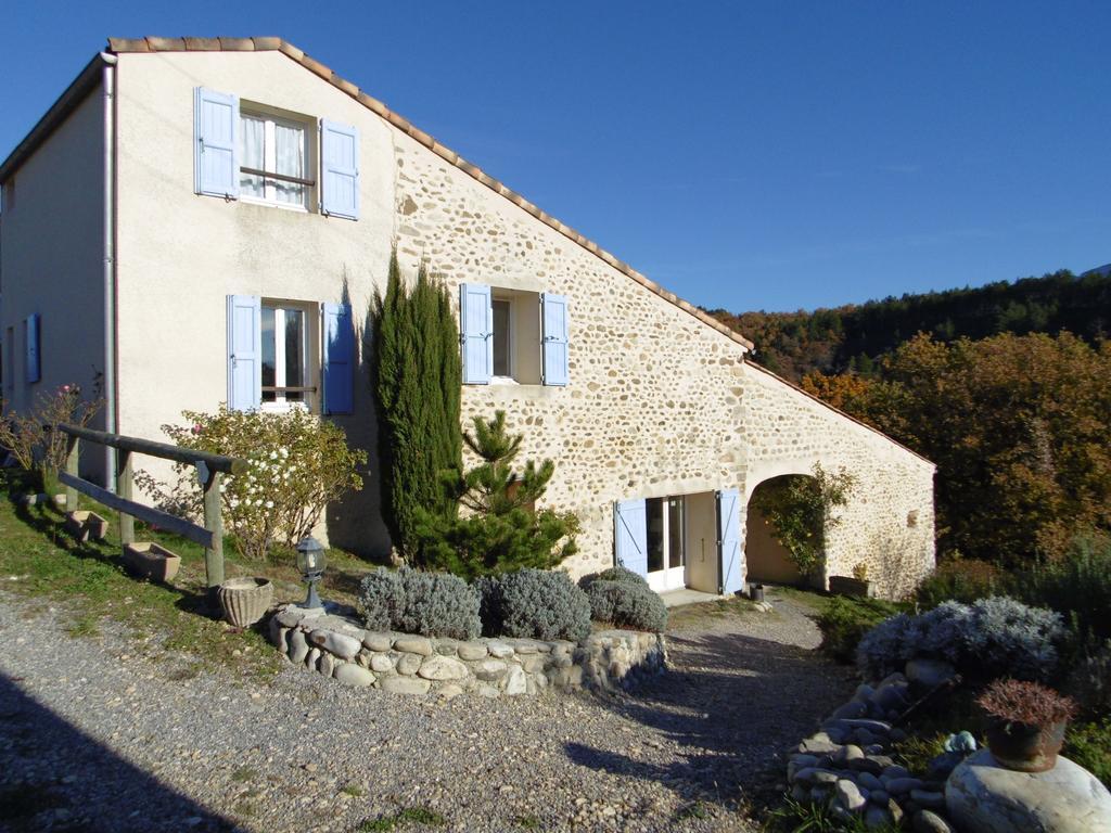 La Ferme De Valauris Bed & Breakfast Sisteron Eksteriør bilde