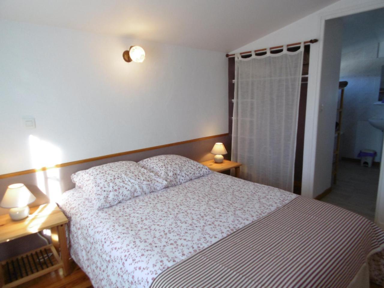 La Ferme De Valauris Bed & Breakfast Sisteron Eksteriør bilde