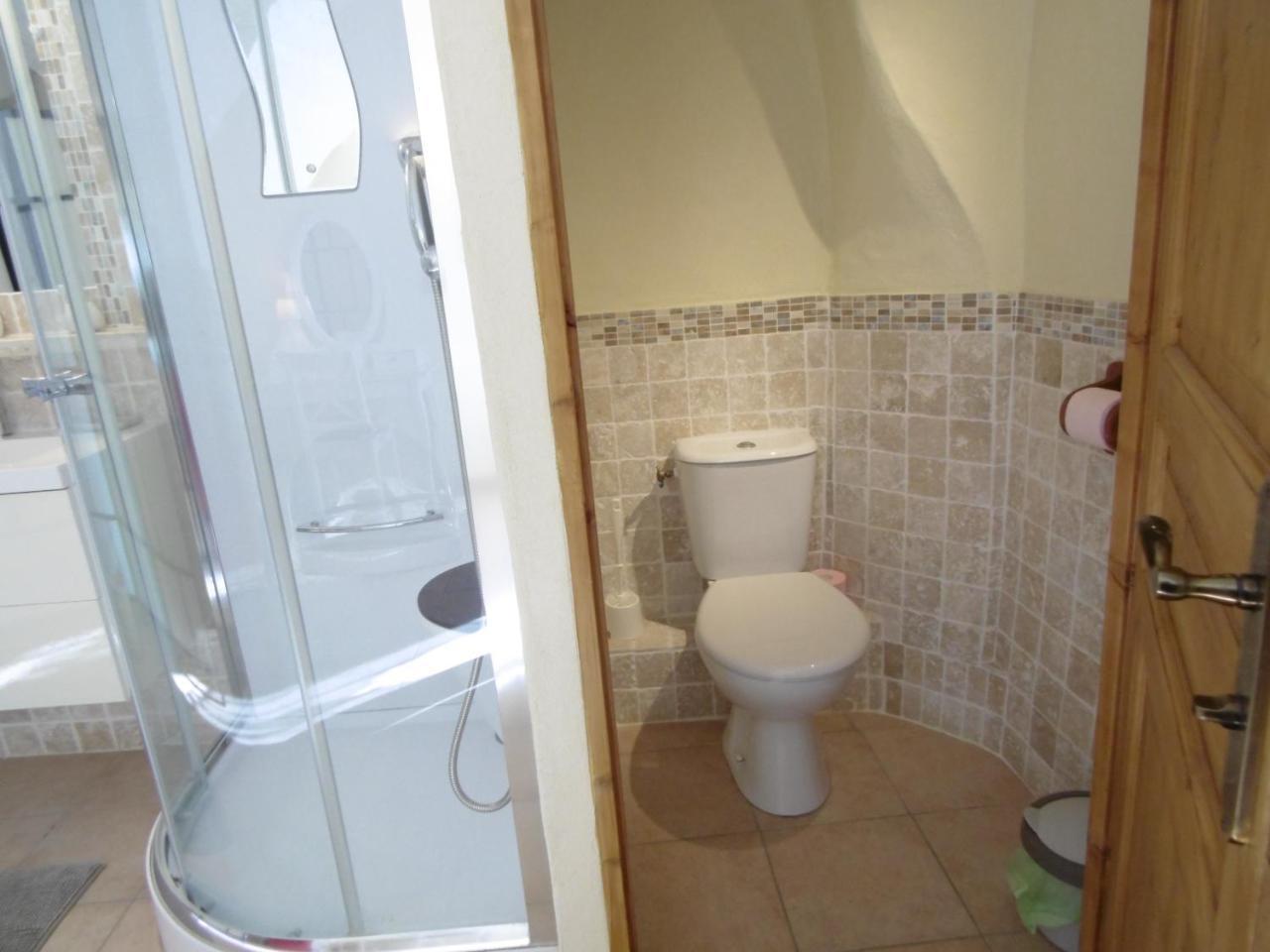 La Ferme De Valauris Bed & Breakfast Sisteron Eksteriør bilde